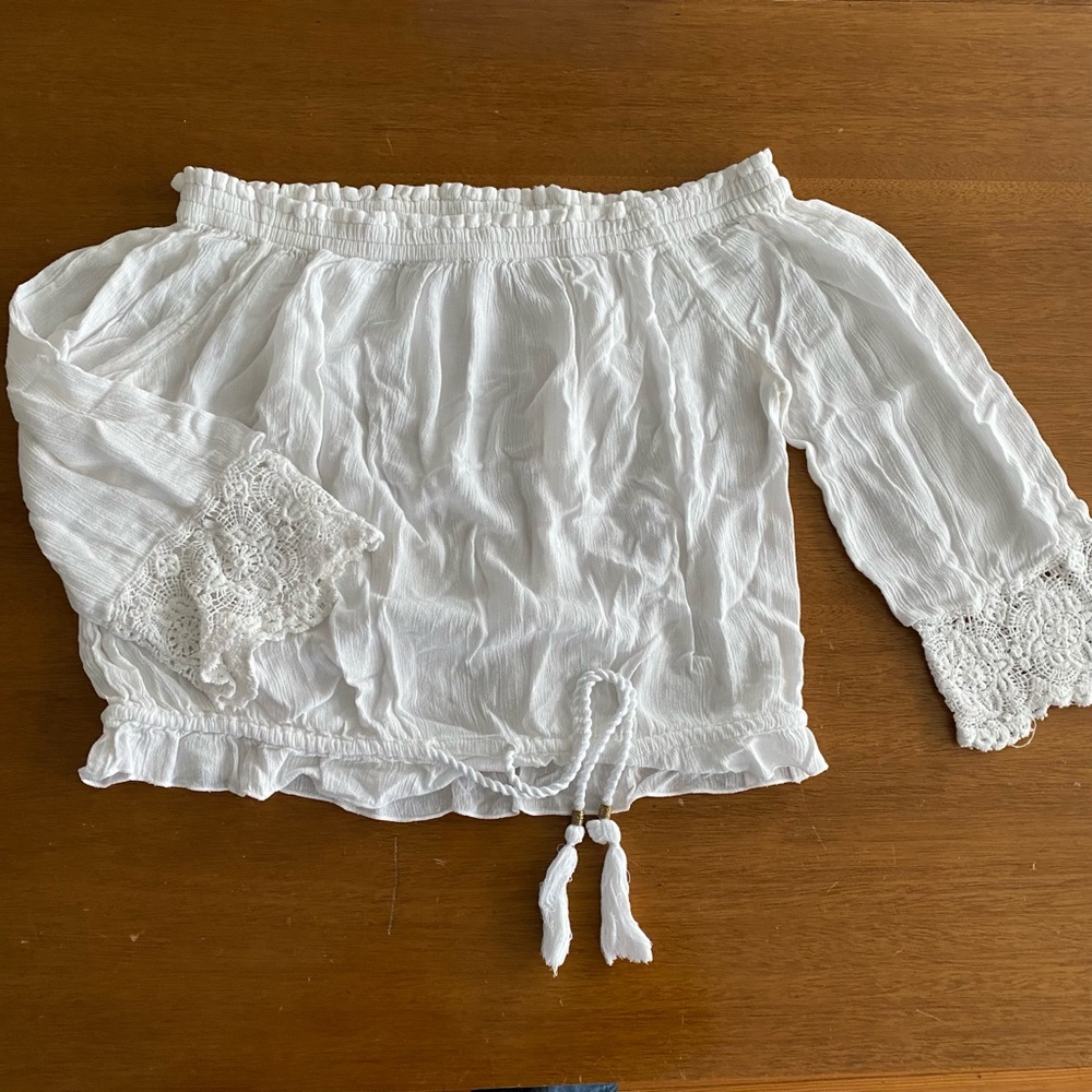 O’NEILL off-shoulder top